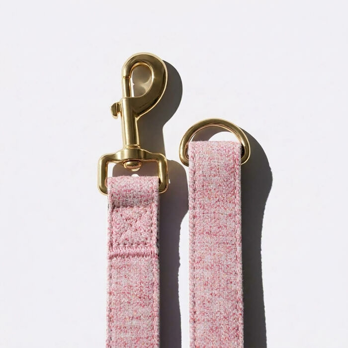 Laisse chien tissu tweed rose 2,5x121 cm