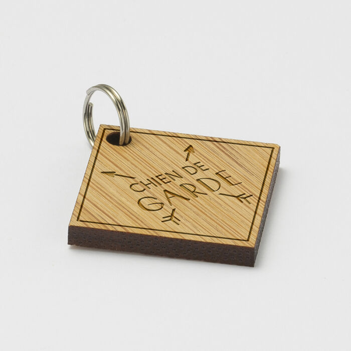 Médaille personnalisée bois gravée losange 35x35 mm chien de garde