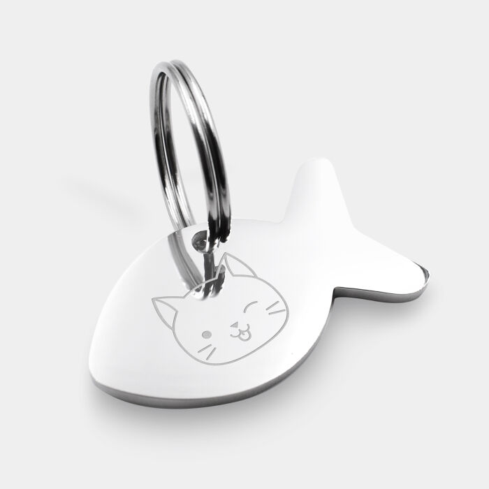 Médaille personnalisée acier argenté gravé poisson 34x19 mm illustration chat