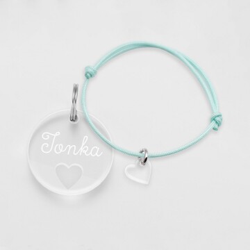 Duo de médaille personnalisée ajourée et bracelet acrylique "cœur"