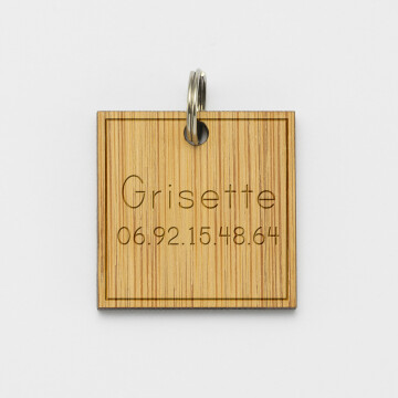 Médaille chat gravée bois carré 27x27 mm