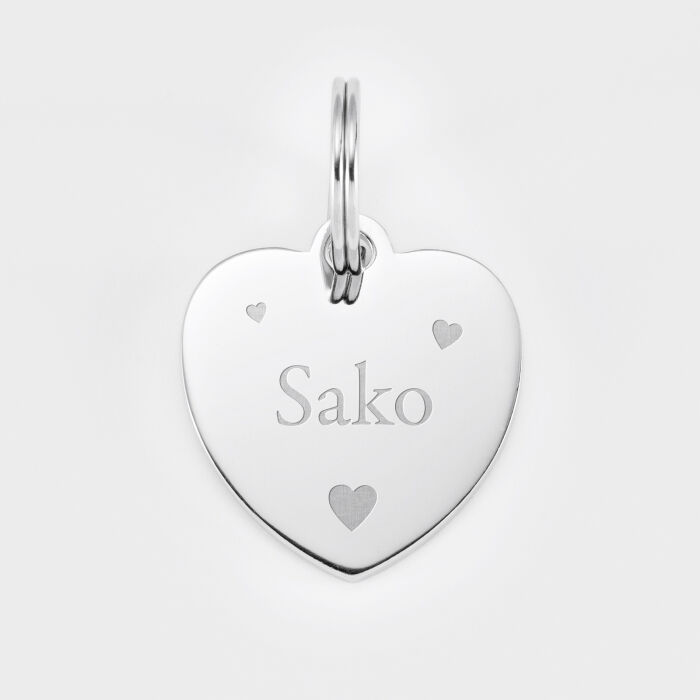 Médaille chat gravée acier argenté coeur 23x26 mm