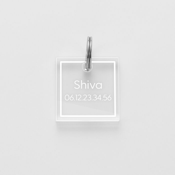 Médaille chien gravée acrylique carré 18x18 mm