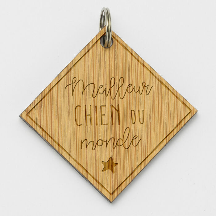 Médaille chien gravée bois losange 45x45 mm - citation chien